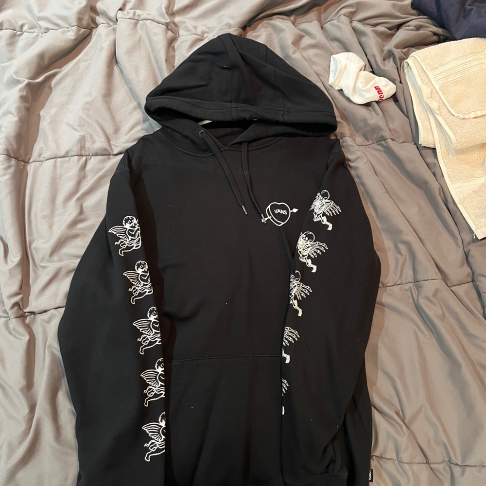 BLACK VANS CUPID HOODIE SIZE MEDIUM